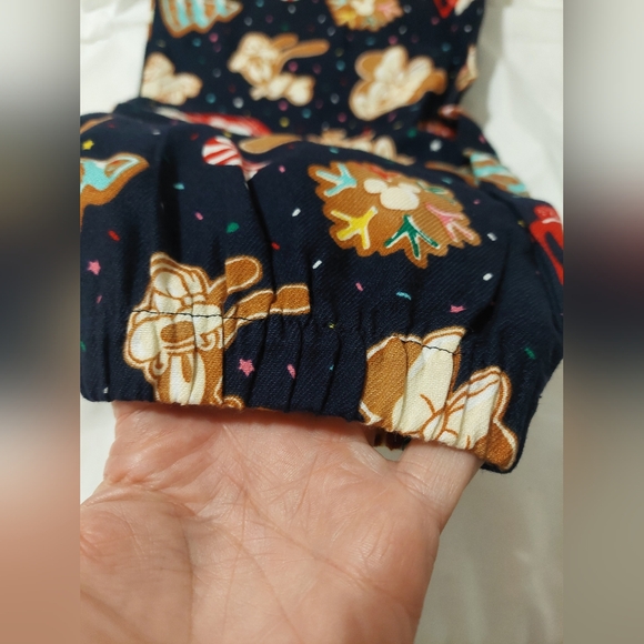 Disney "Holiday Cookie" Flannel Pajama Pants Small Old Navy - Picture 3 of 8